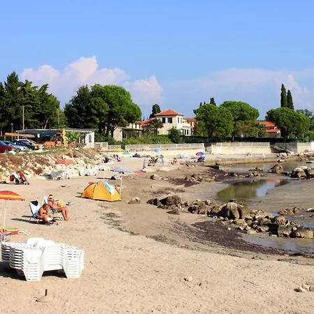 Penzion Double 11875a